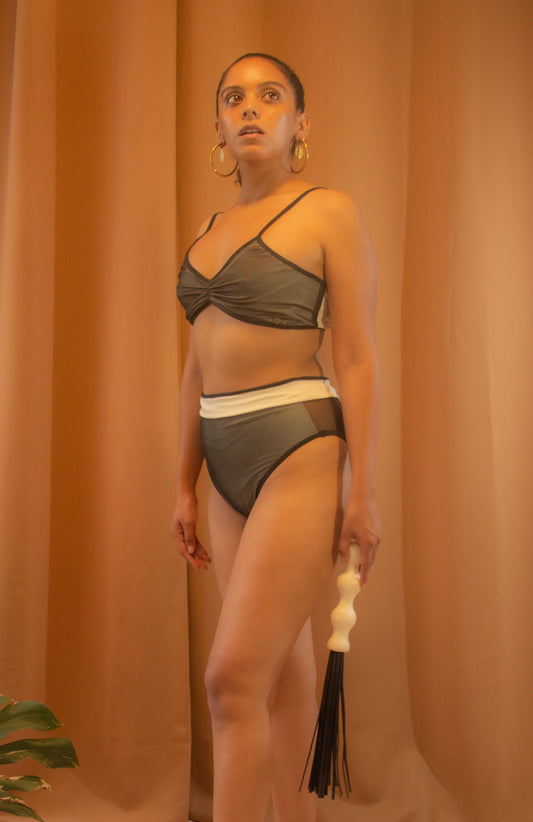 Le crème two-piece bathingsuit